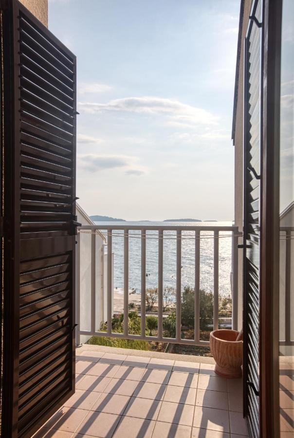 Apartments By The Sea Brodarica, Sibenik - 13615 Exterior foto