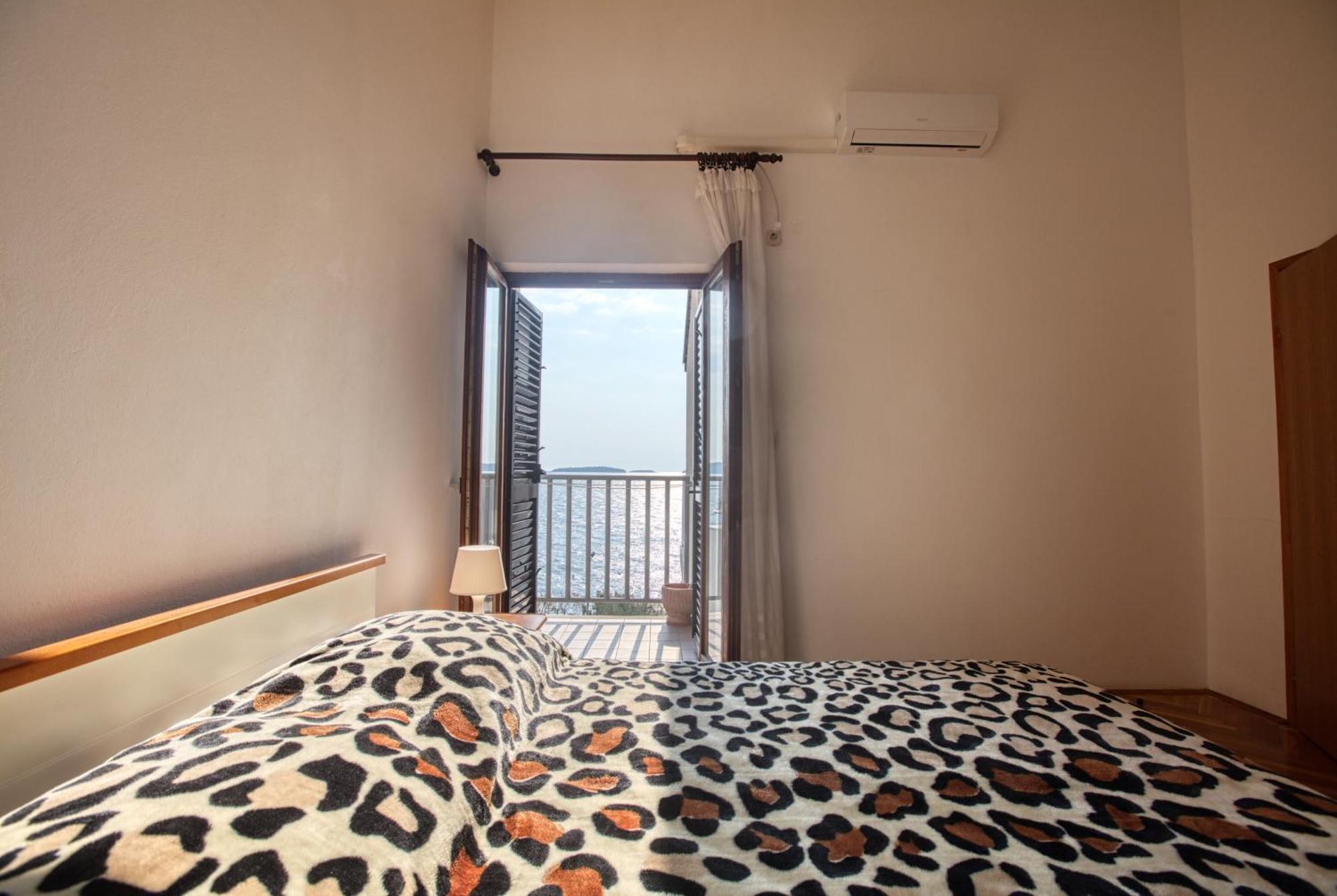Apartments By The Sea Brodarica, Sibenik - 13615 Habitación foto